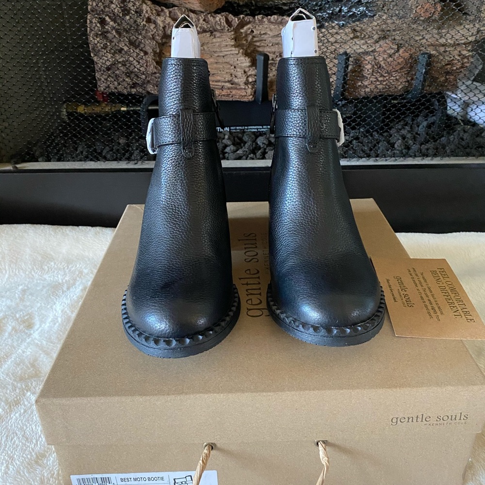 🔥SOLD🔥Gentle souls by Kenneth Best Moto Bootie - Picture 2 of 10